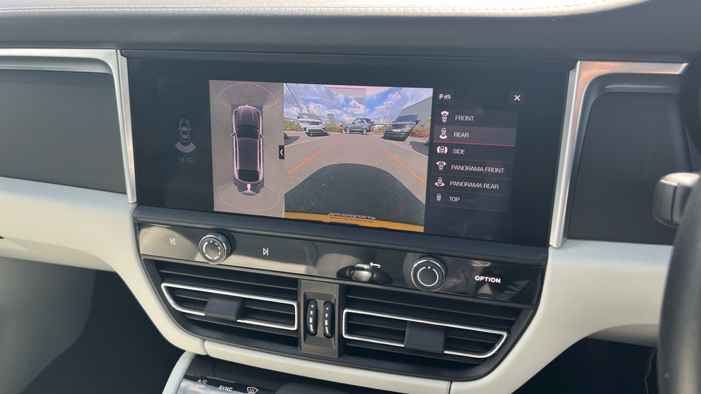 Porsche Macan Automatic  #39