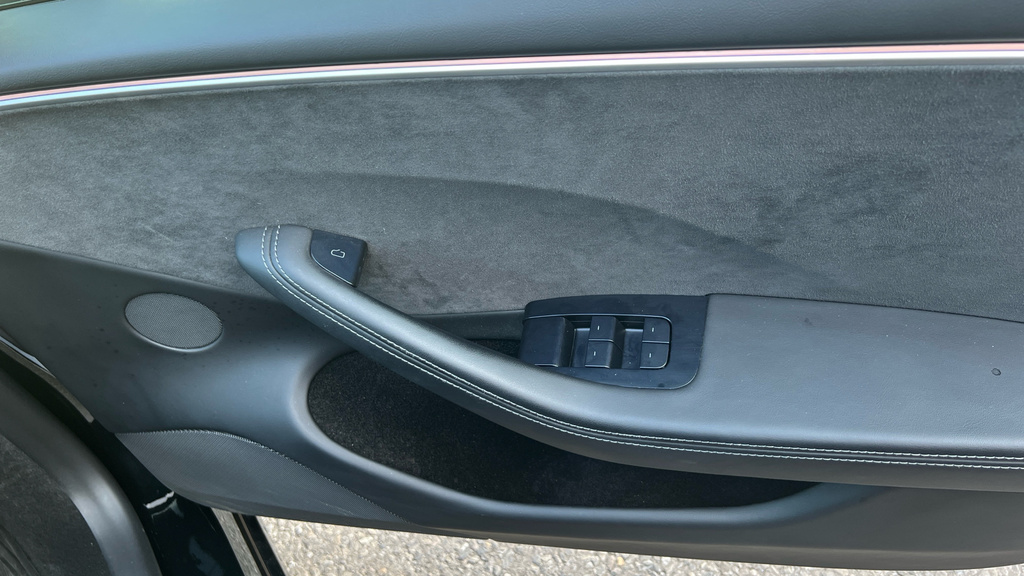 Tesla Model 3 Auto Rwd 4dr  #32