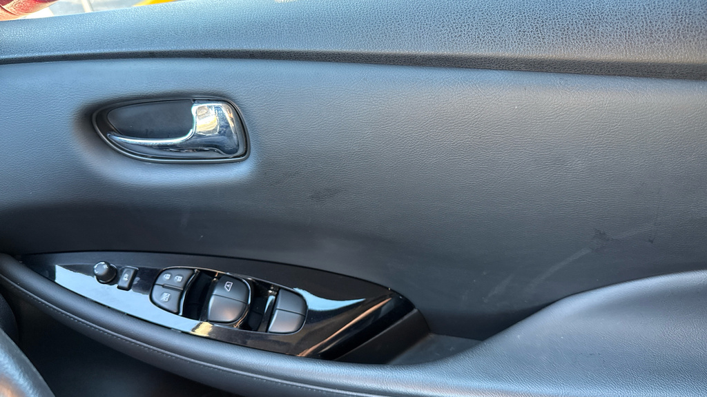 Nissan Leaf 110Kw N-connecta 39Kwh Black #32