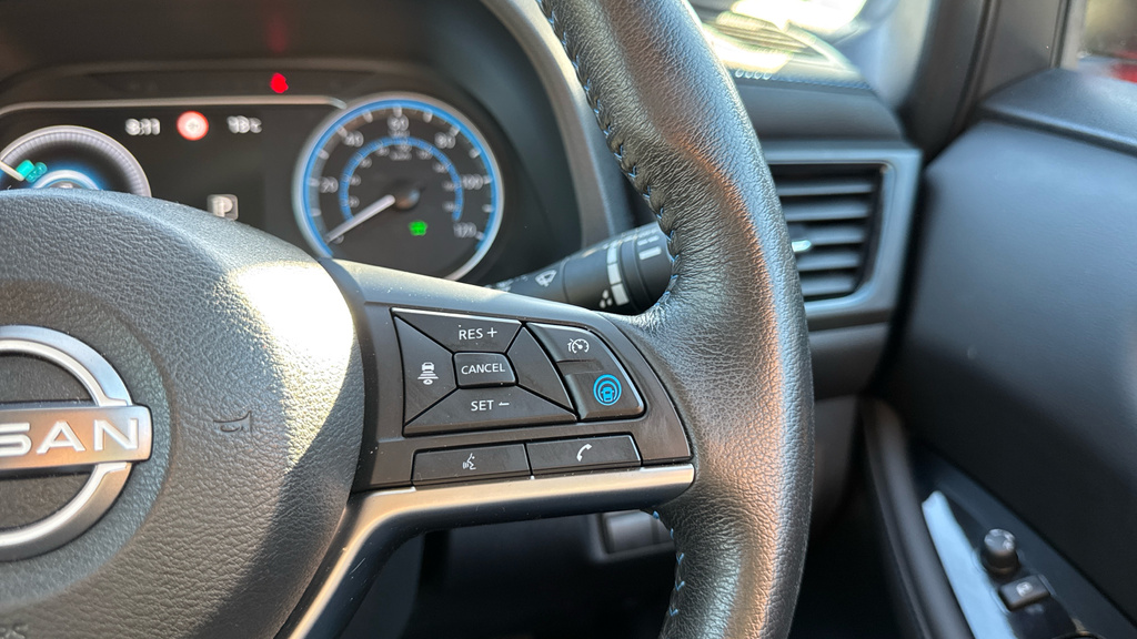 Nissan Leaf 110Kw N-connecta 39Kwh Black #26