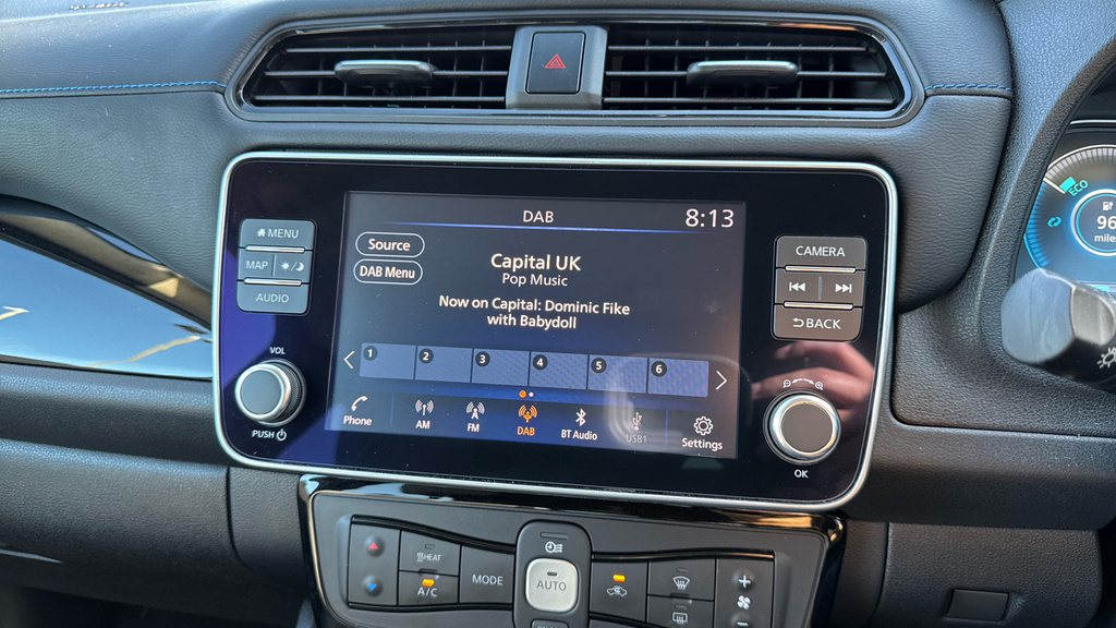 Nissan Leaf 110Kw N-connecta 39Kwh Black #35