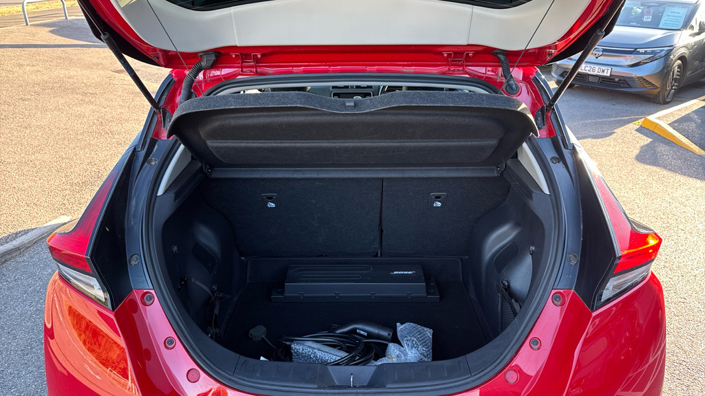 Nissan Leaf 110Kw N-connecta 39Kwh Black #15