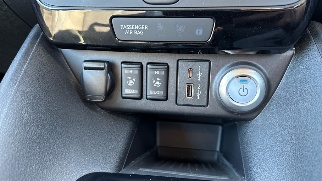 Nissan Leaf 110Kw N-connecta 39Kwh Black #36