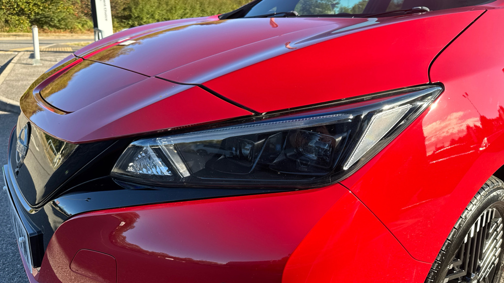 Nissan Leaf 110Kw N-connecta 39Kwh Black #42