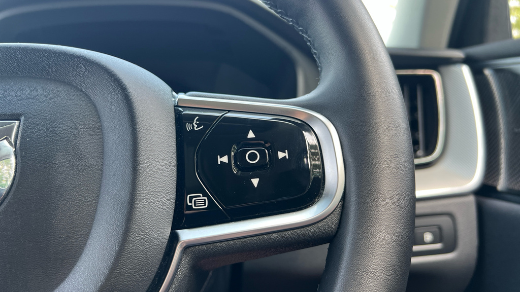 Volvo XC60 Suv Silver #29