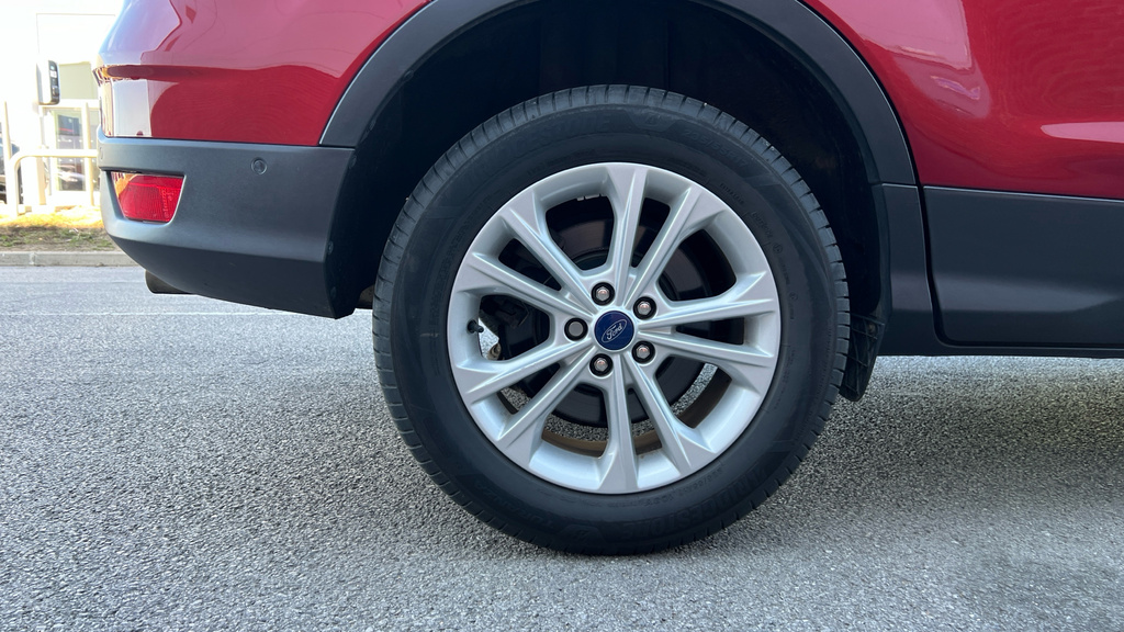 Ford Kuga  Black #29