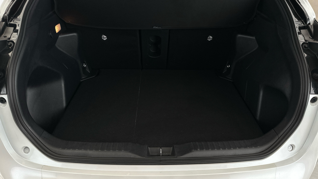 Toyota Yaris Cross 1.5 Hybrid Excel Cvt Black #23