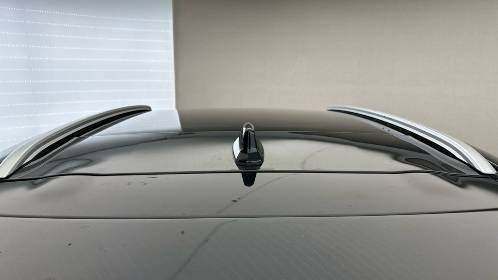 Toyota Yaris Cross 1.5 Hybrid Excel Cvt Black #4