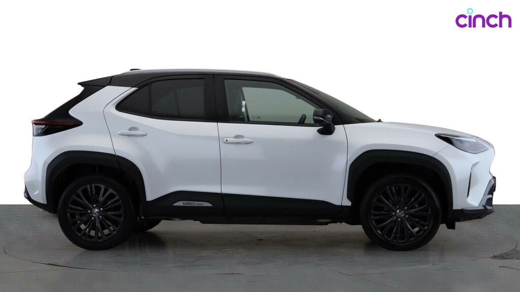 Toyota Yaris Cross 1.5 Hybrid Excel Cvt Black #2