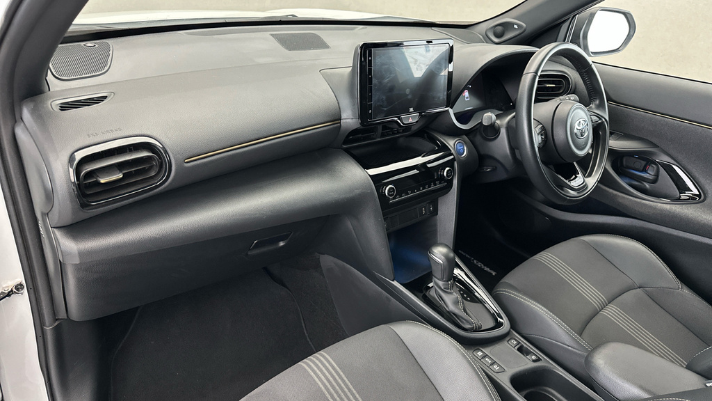 Toyota Yaris Cross 1.5 Hybrid Excel Cvt Black #12