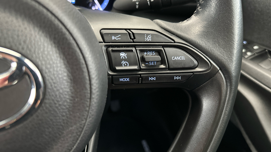 Toyota Yaris Cross 1.5 Hybrid Excel Cvt Black #18