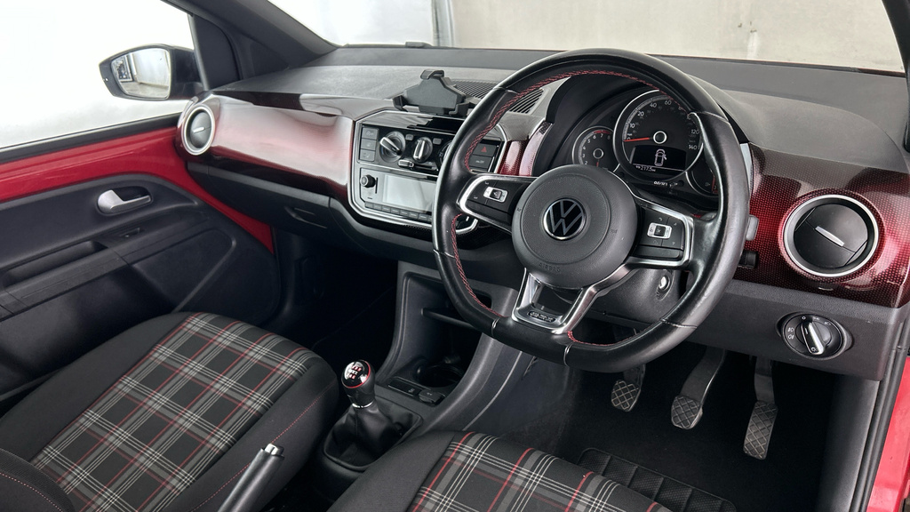 Volkswagen Up Up Black #9