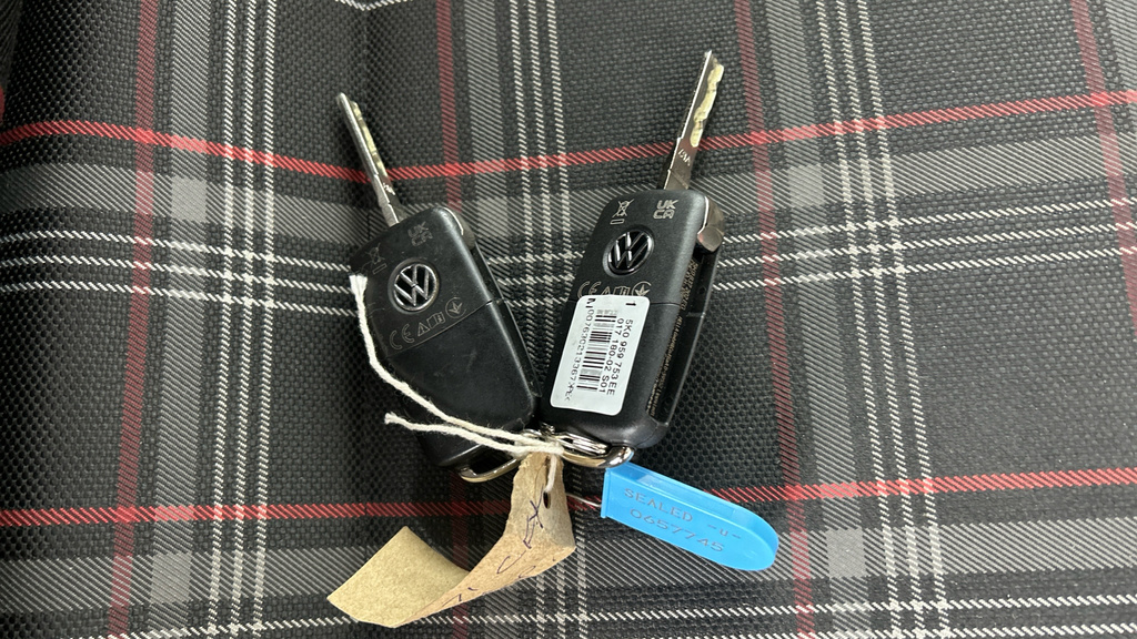 Volkswagen Up Up Black #23