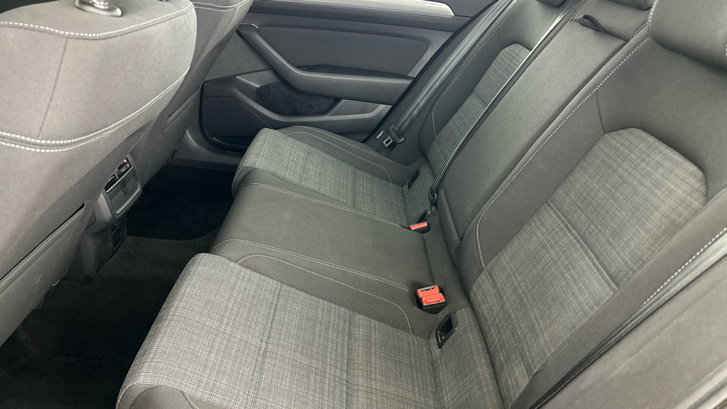 Volkswagen Passat Se Blue #21