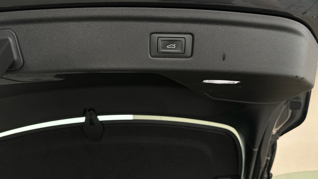 Audi A5 Hatchback Black #4