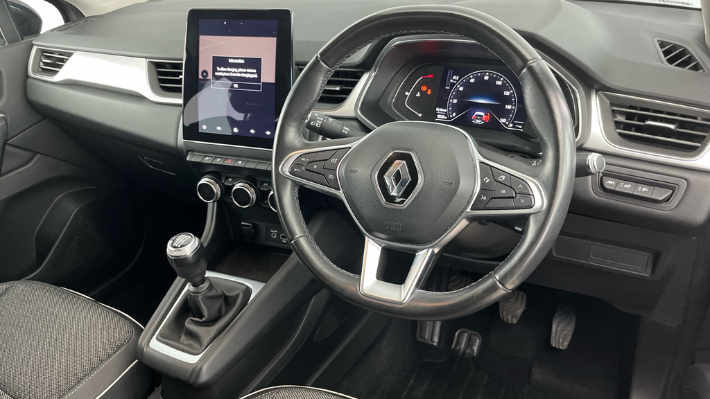 Renault Captur E-tech Launch Edition Black #9