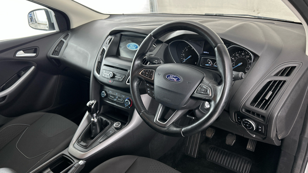 Ford Focus Ecoblue Titanium #10