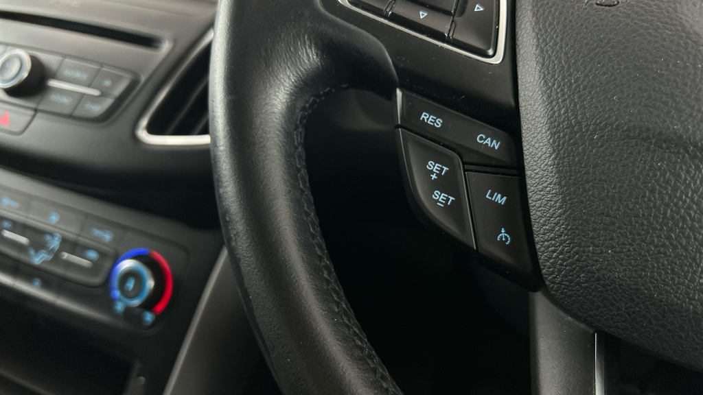 Ford Focus Ecoblue Titanium #16