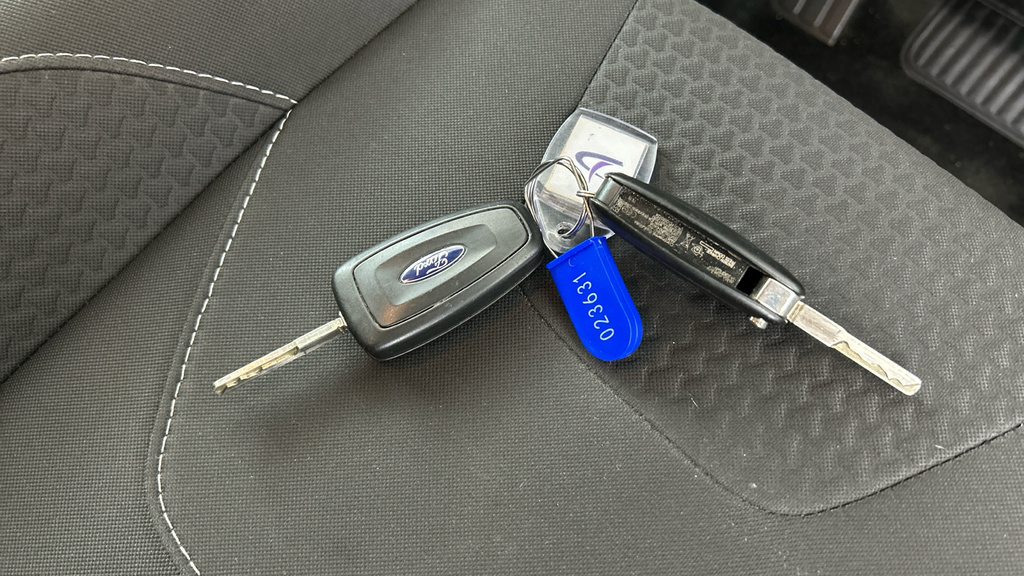 Ford Focus Ecoblue Titanium #26