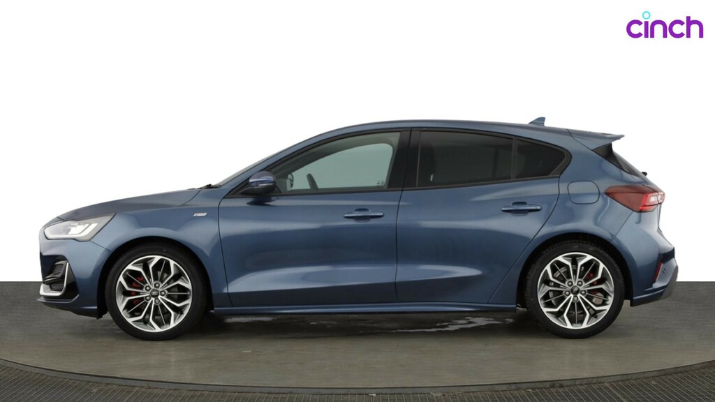Ford Focus Active Edition Red #6