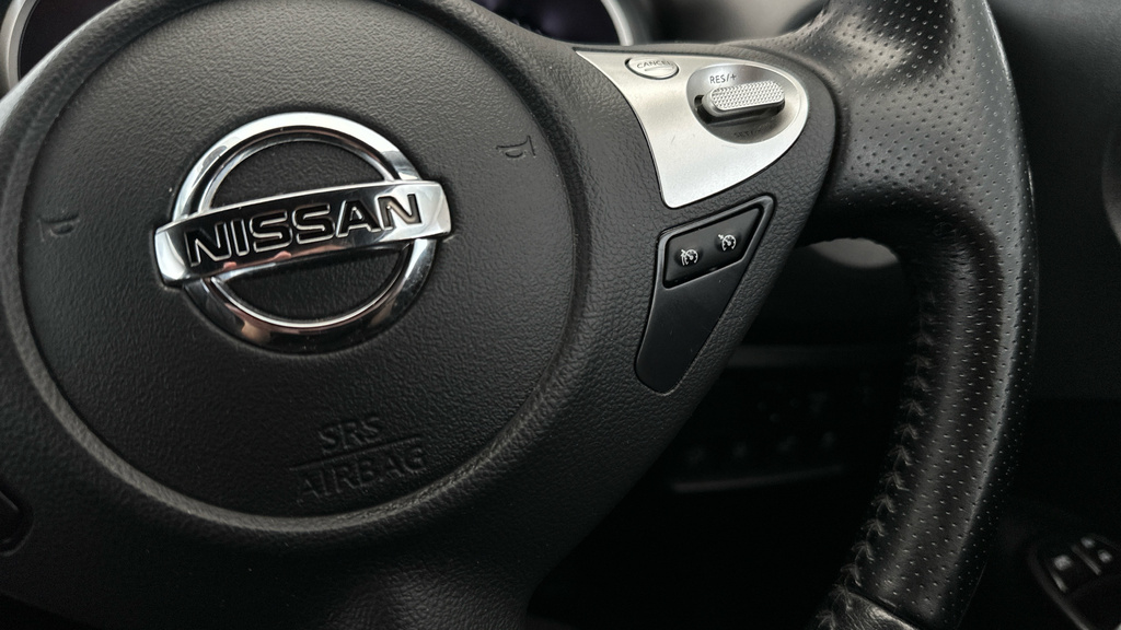 Nissan Juke Juke Visia Red #17