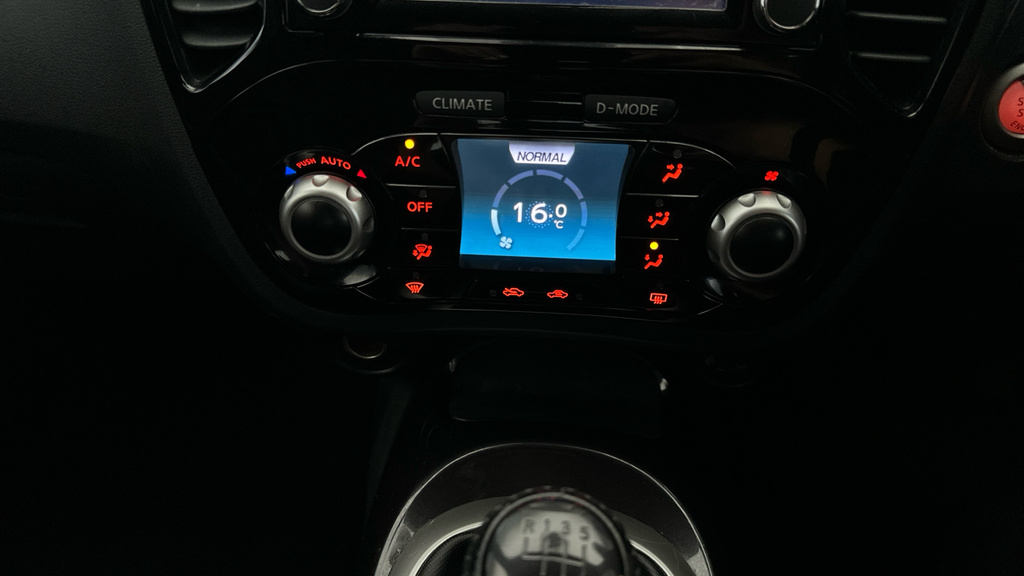 Nissan Juke Juke Visia Red #15
