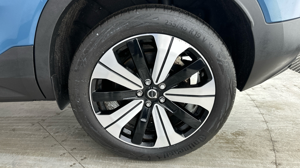 Volvo C40 Plus Black #27