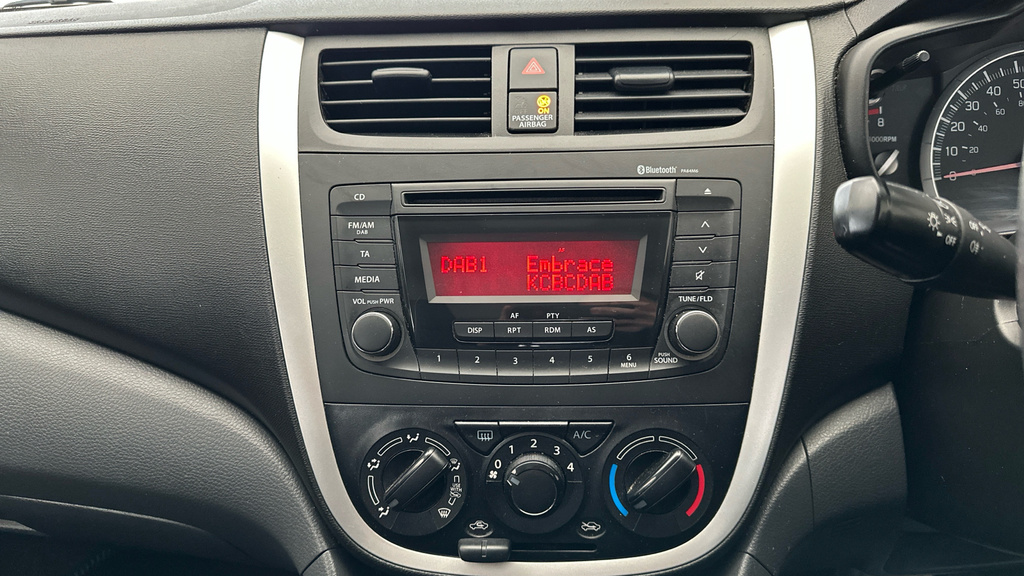 Suzuki Celerio Celerio Hatchback White #12
