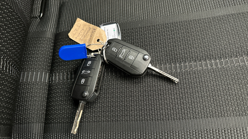 Vauxhall Mokka Ultimate Black #29