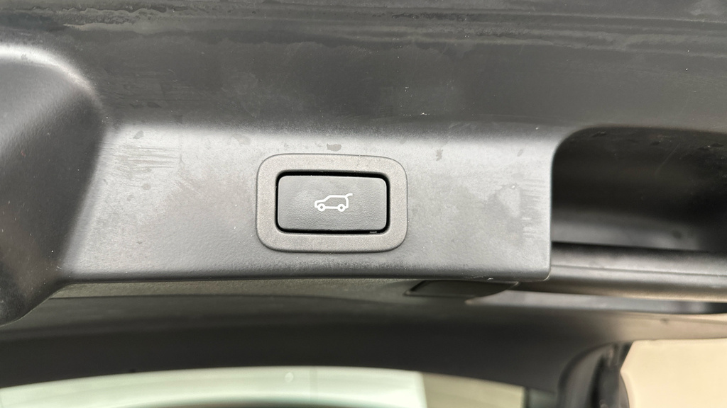 Jaguar F-Pace Diesel #8