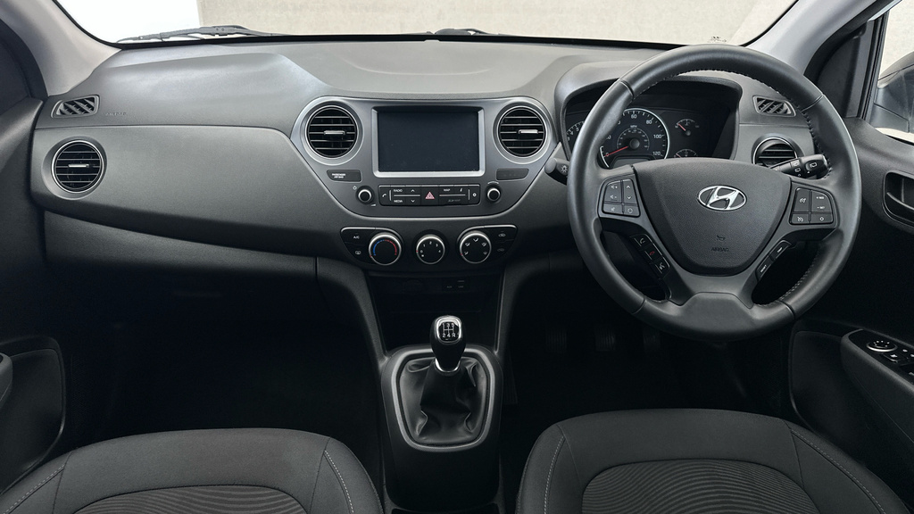 Hyundai I10 1.0 S Red #11