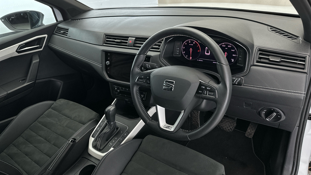 Seat Arona 1.0 Tsi 110 Fr Sport Silver #11
