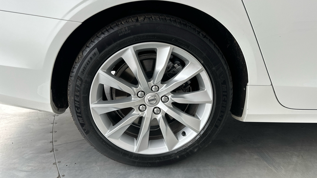 Volvo V90 D4 Awd Plus Grey #25