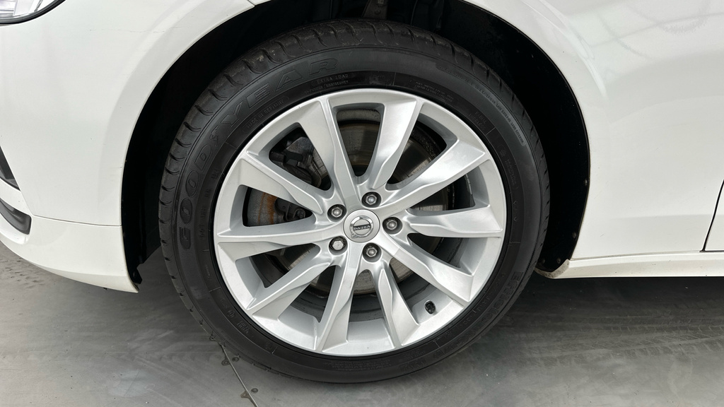 Volvo V90 D4 Awd Plus Grey #23