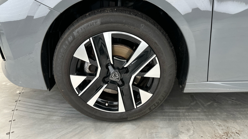 Peugeot 208 1.2 Puretech 100 Gt Black #22