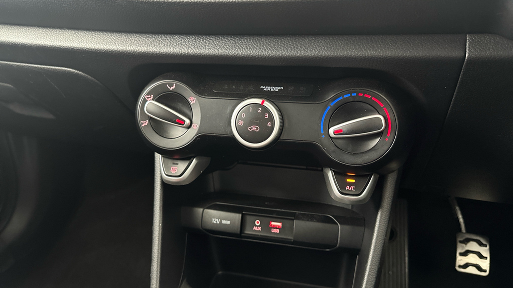 Kia Picanto Gt-line White #12