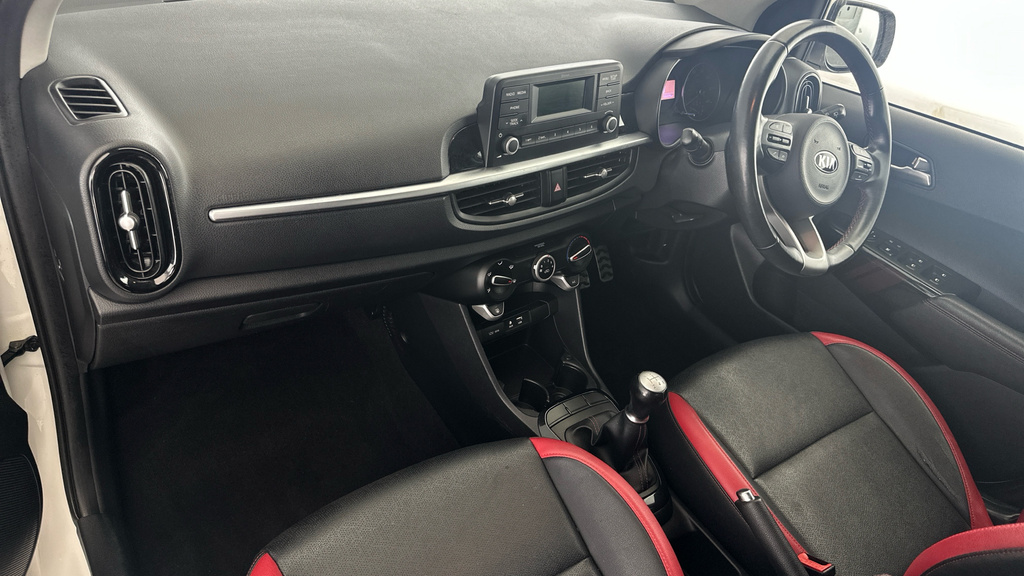 Kia Picanto Gt-line White #13