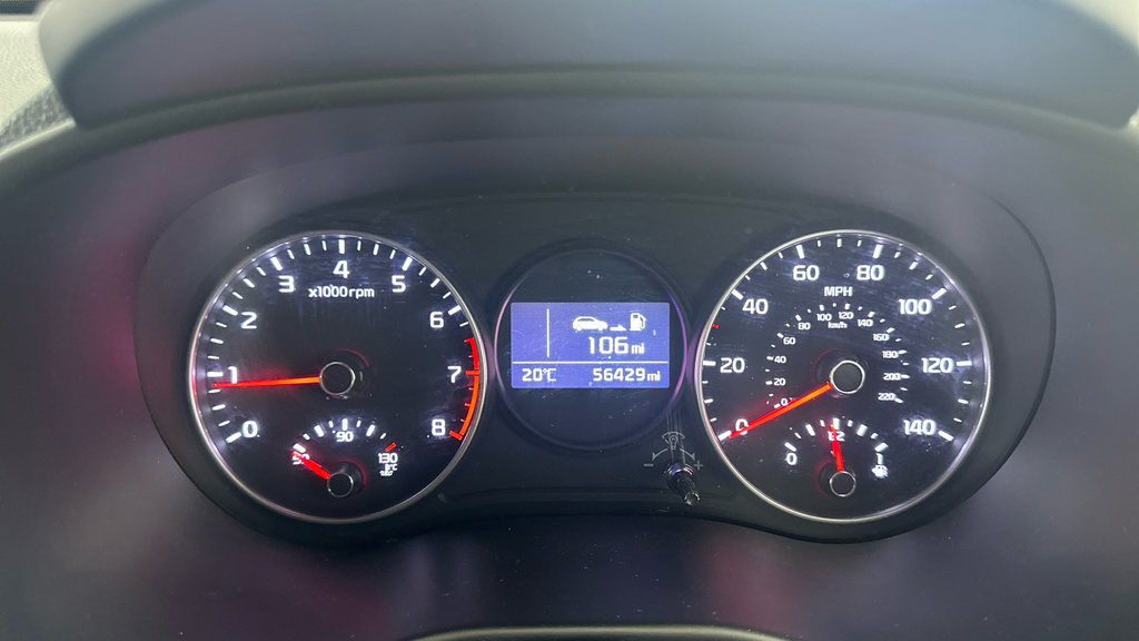 Kia Picanto Gt-line White #18