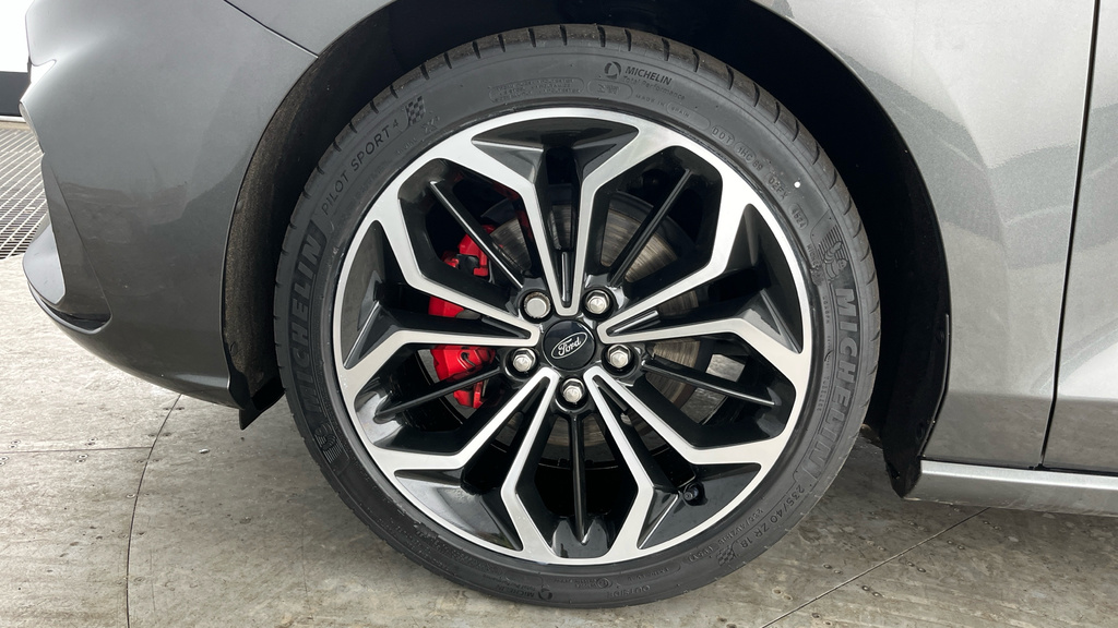 Ford Focus #24