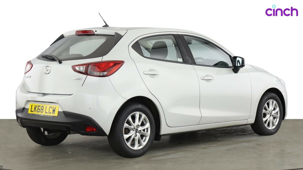Mazda 2 2 Se-l White #3