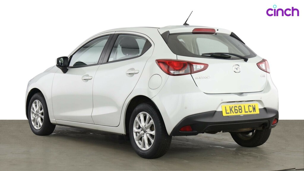 Mazda 2 2 Se-l White #5