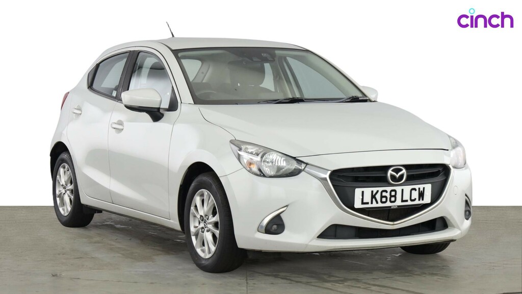 Mazda 2 2 Se-l White #1