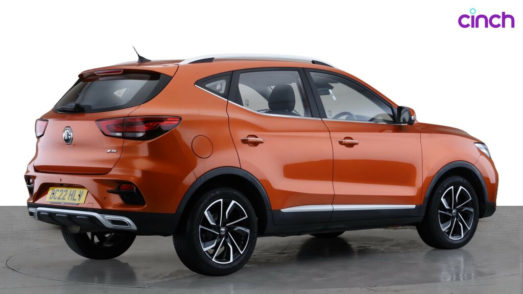 MG ZS Se Long Range Black #3