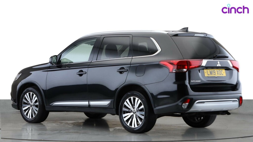 Mitsubishi Outlander Dynamic White #5