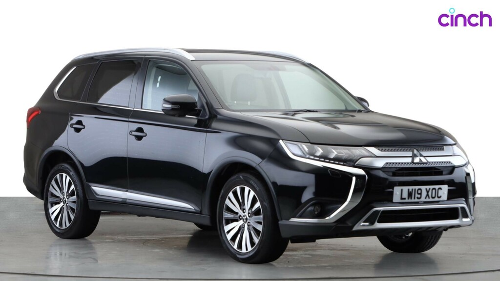 Mitsubishi Outlander Dynamic White #1