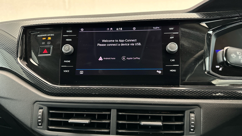 Volkswagen Polo Tsi Match Grey #16