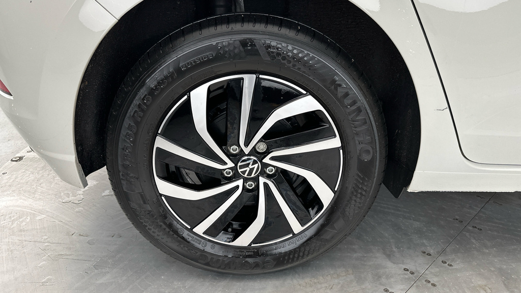 Volkswagen Polo Tsi Match Grey #24
