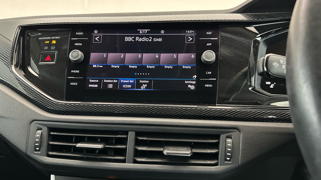 Volkswagen Polo Tsi Match Grey #15