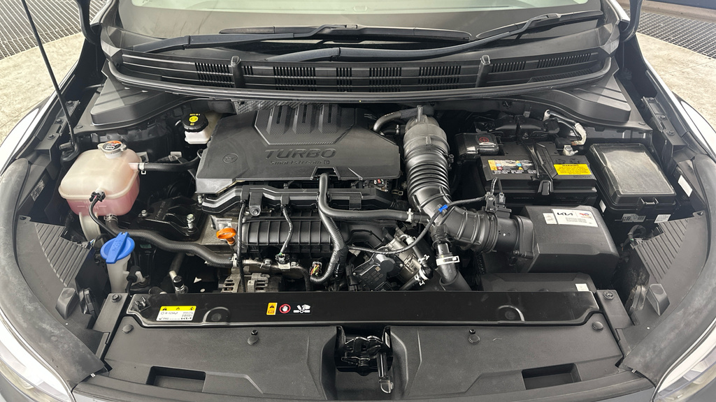 Kia Stonic Automatic  #23