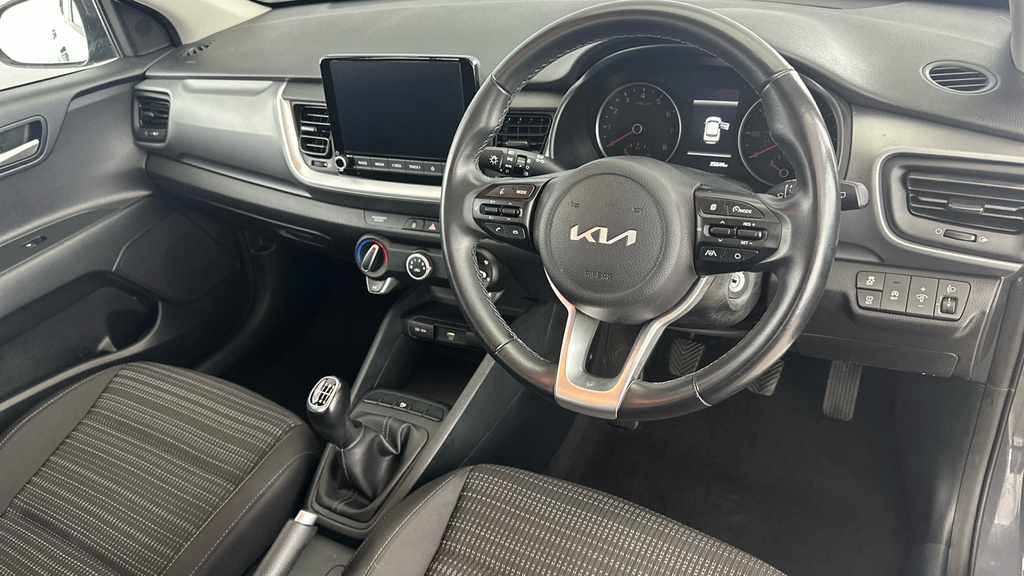 Kia Stonic Automatic  #9
